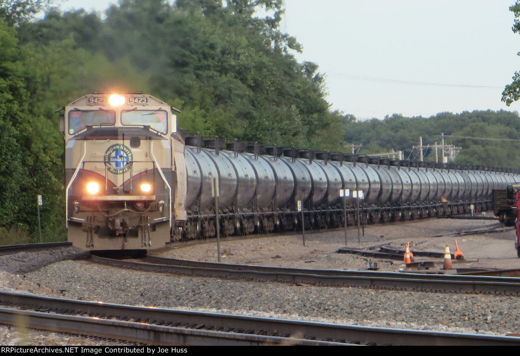 BNSF 9423 East